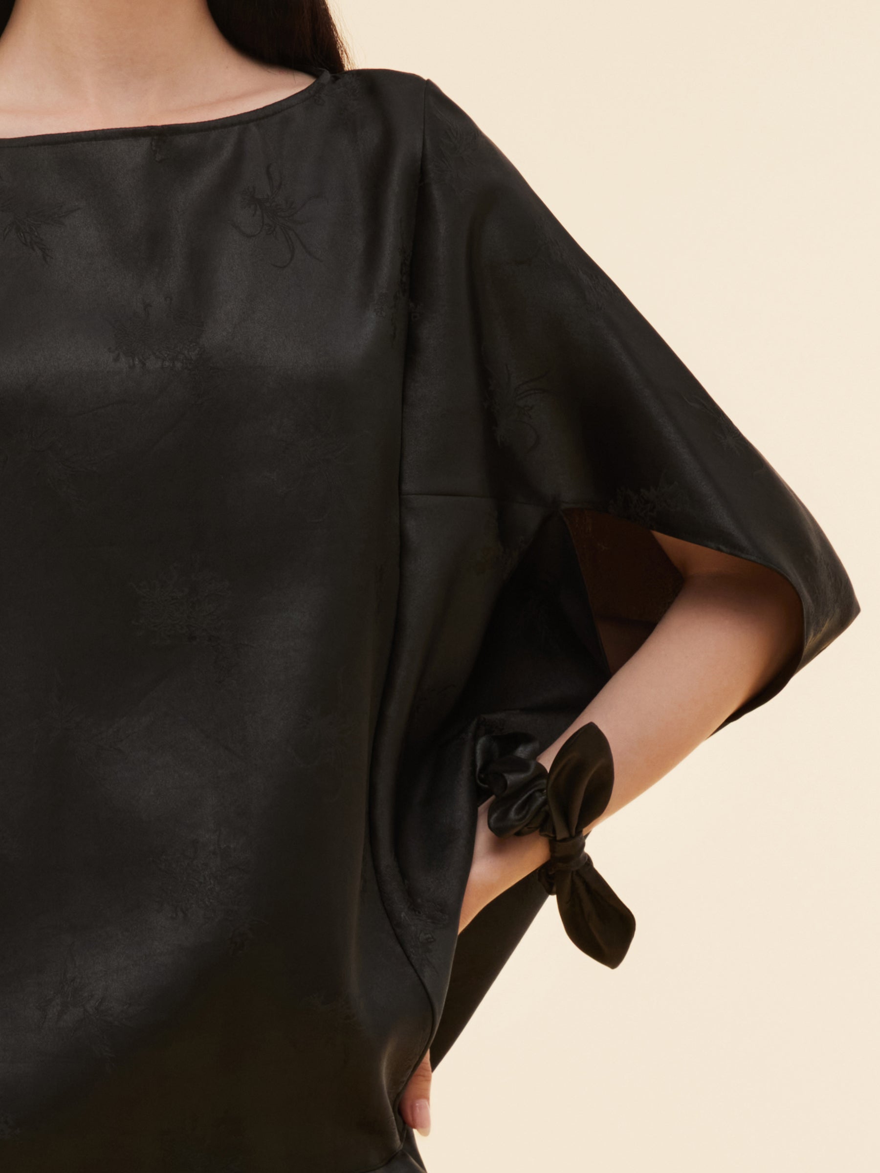 19MM Xiang Yun Silk Jacquard Boat Neck Women Cape Blouse