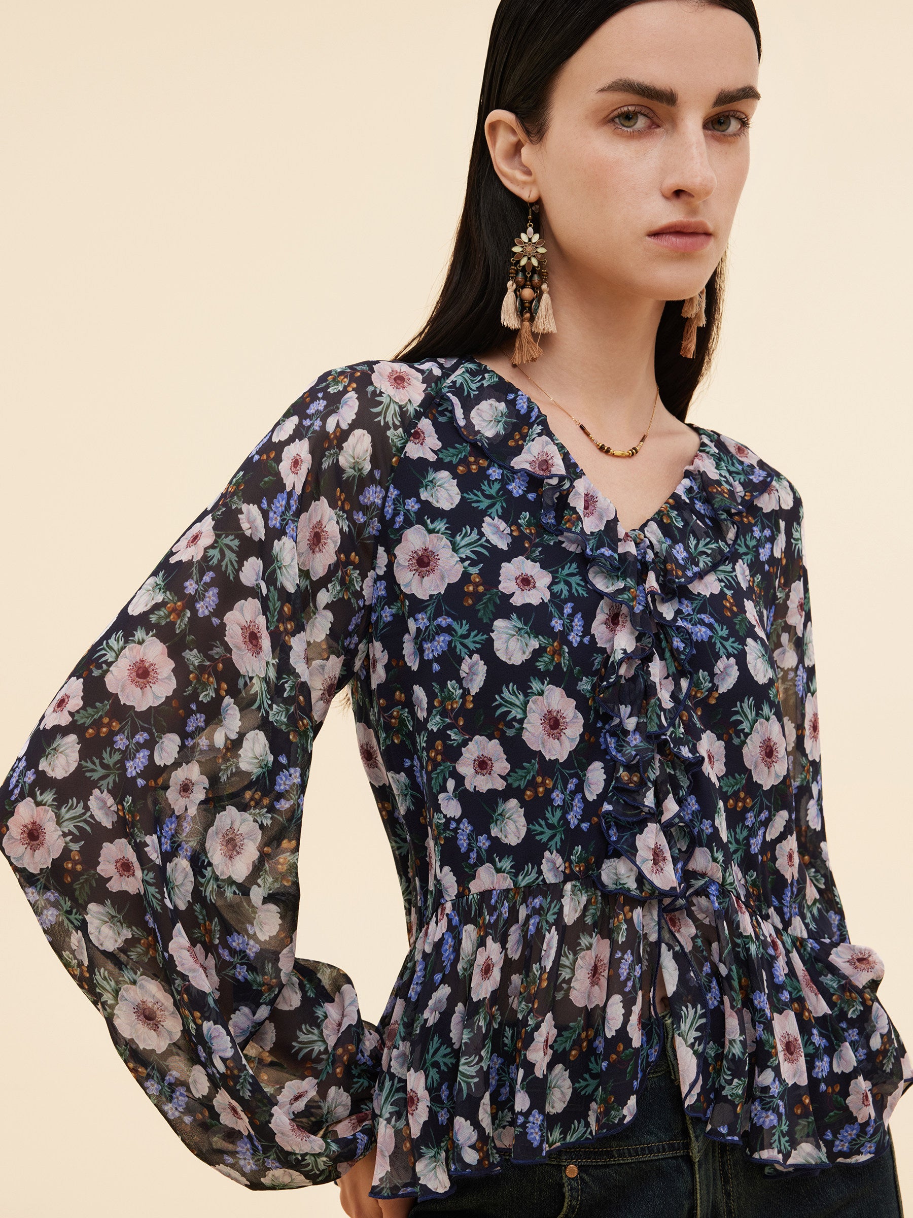 10MM Mulberry Silk Floral Print Women Ruffle V-Neck Blouse